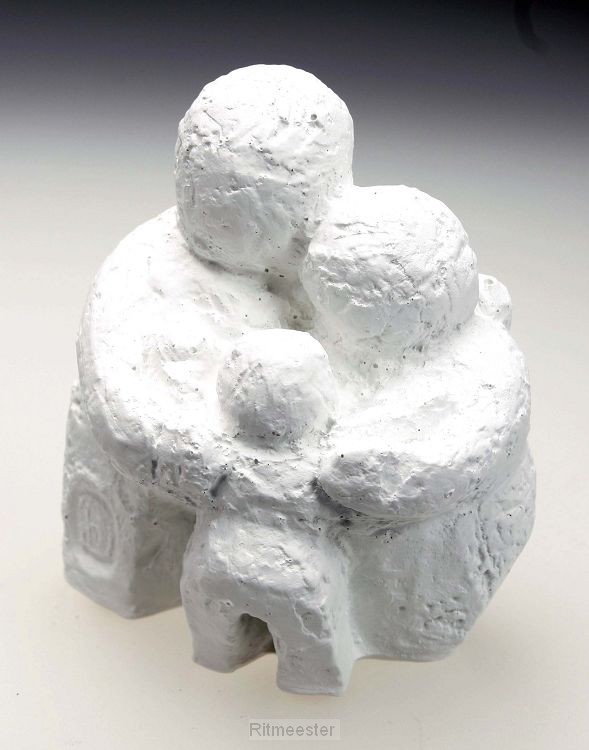 Beeld 14a blijf een kind 10 cm wit