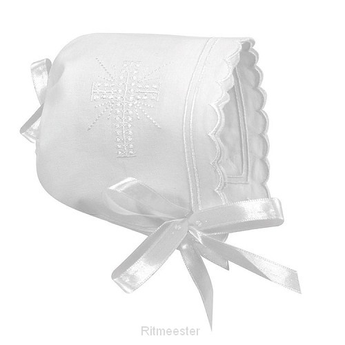 Cross Bonnet Scallop Edge