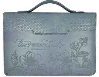 Biblecover XL Love never fails