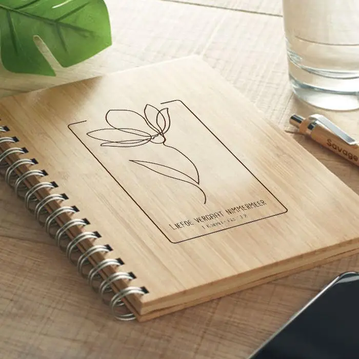 Liefde vergaat nimmer bloem